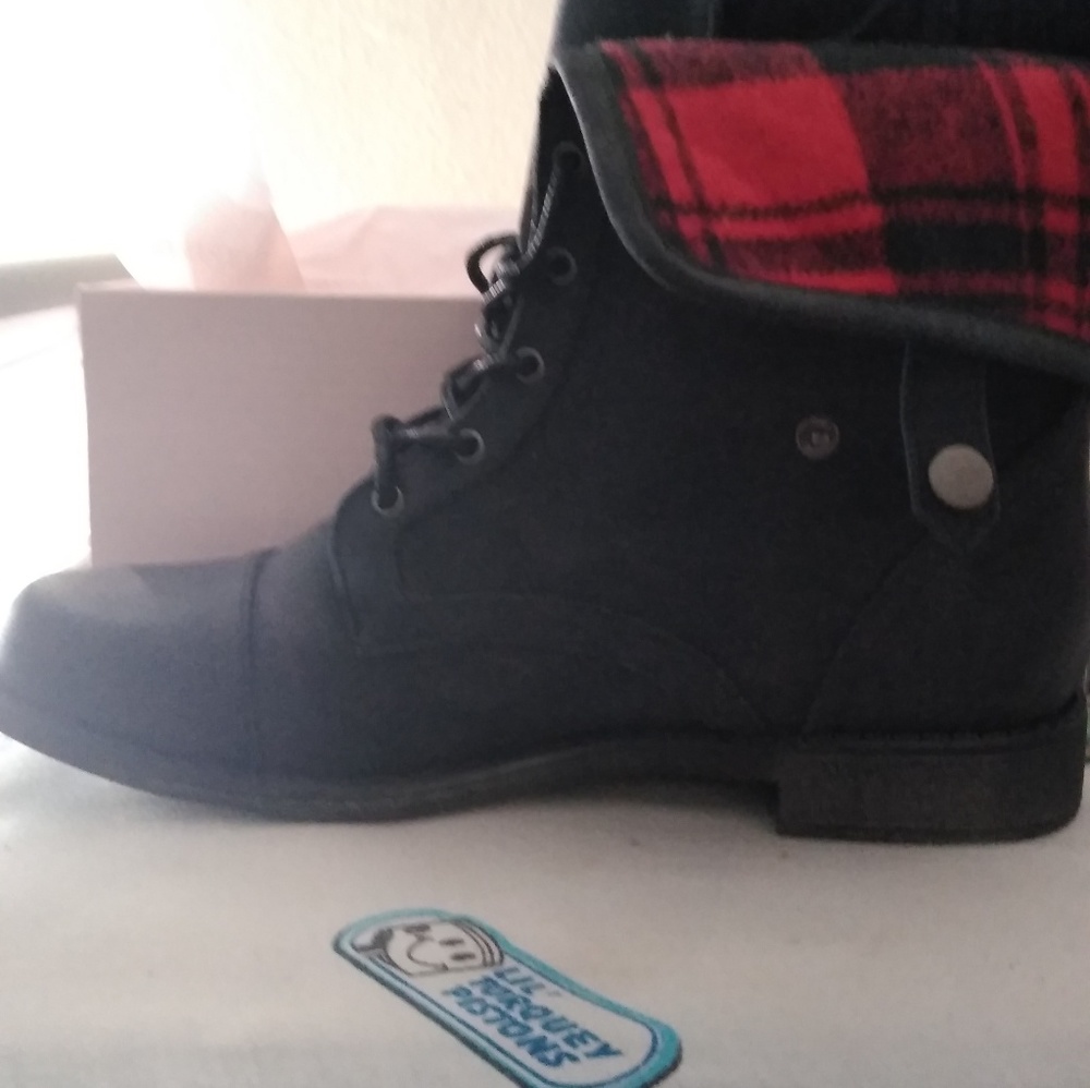 New fashion booties